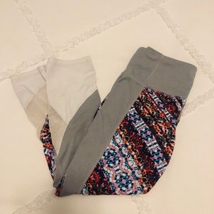 Athleta floral crop leggings - GREAT CONDITION